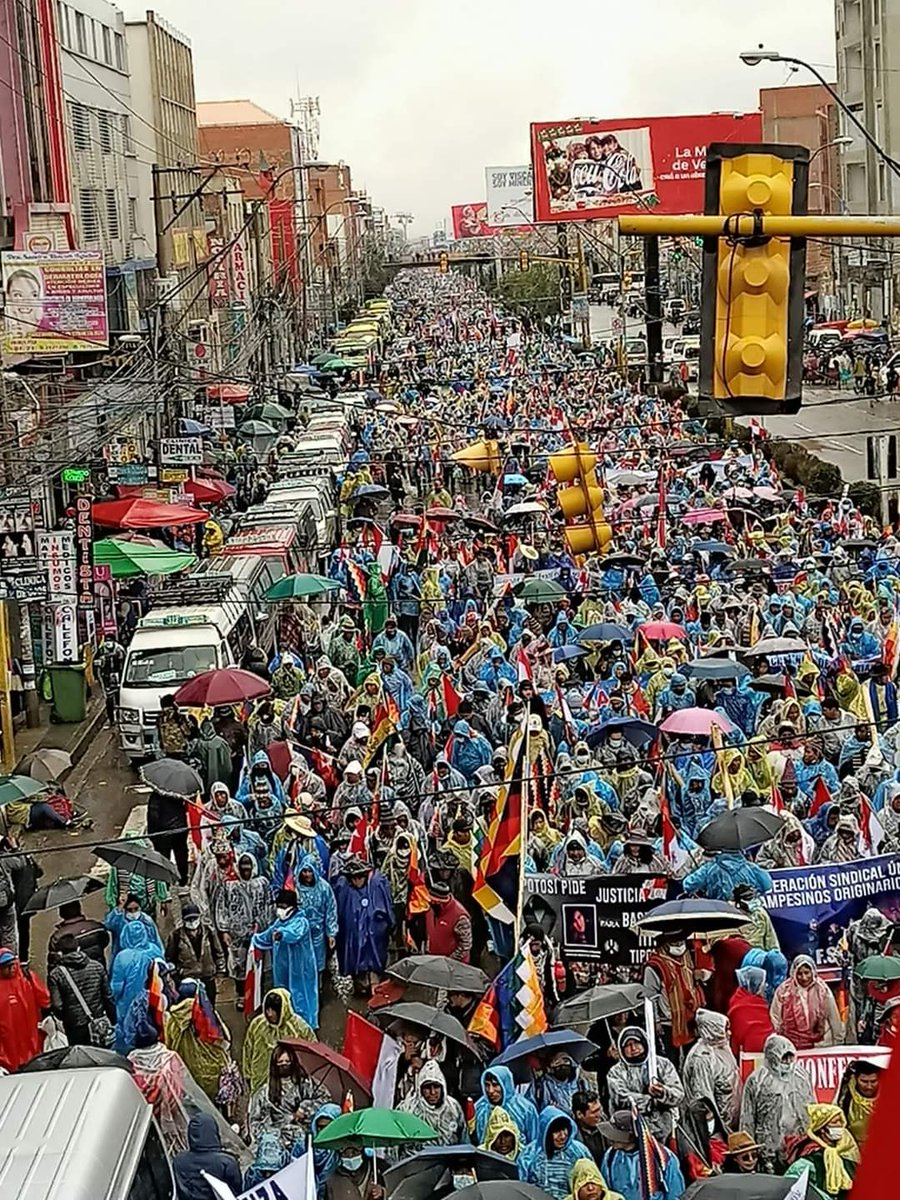 Bolivian President Luis Arce was visibly moved by the size of the 180km anti-fascist march yesterday, in defense of democracy and his government #MarchaPorLaPatria