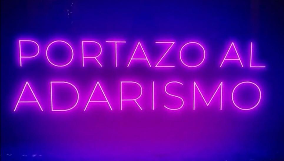 Liliuky1's tweet photo. @rubicats @JuanjoCotilla Lo dudo! sino salvasteis a Adara vais a poder ahora echar a Cris? No! JAJAJAJAJAJAJA ayy que ilusa eres juasss Si supieras... 🤐 Pero sigue soñando y gasta gasta jajajjajaja #adarazo 😗 #CrisLu30N #PortismoReunido https://t.co/CoWwkJOCDe