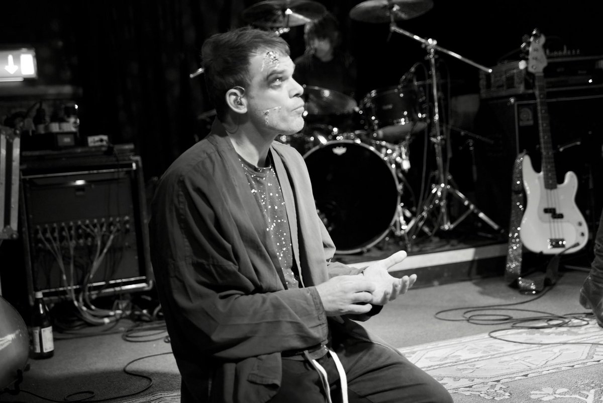 Steve Hampson tweet media