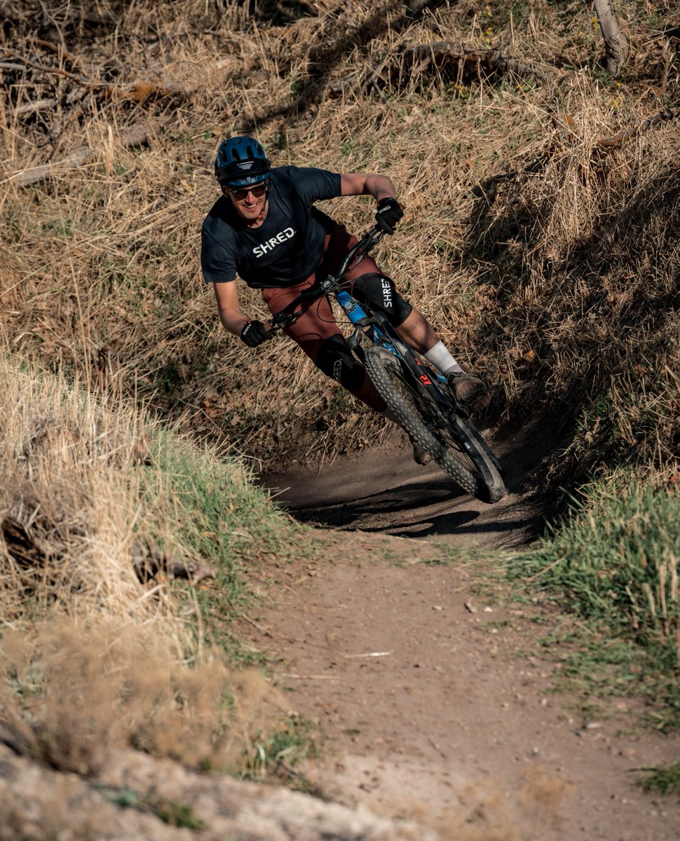 SHREDoptics's tweet photo. ⚡️ 𝗦𝗛𝗥𝗘𝗗. Luminary NoShock Helmet.⚡️ Coming (VERY) soon.⚡️
https://t.co/aP4gtCcwvr
⚡️ #ComeSHREDwithUs ⚡️
🚴 @sashamtb
📷 @ztc770
#TechnicallyFun #SHRED. #SHREDmtb #ProtectiveGear #slytech #helmet #goggles #sunglasses #MTB #cycling #mountainbike https://t.co/Lsb4ExF1xU