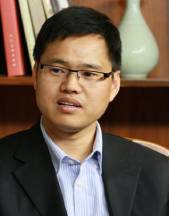 ISBConclave's tweet photo. #Isbconclave2021
Introducing the speakers
🎙 Dr Lin Minwang, Professor & Assistant Dean at the Institute of International Studies at Fudan University will be speaking on ‘Transport and Energy Infrastructure: A Catalyst for Connectivity’
@FudanUniv
@CPSC_ISSI
@ISSIslamabad https://t.co/aFKyHxPgUE