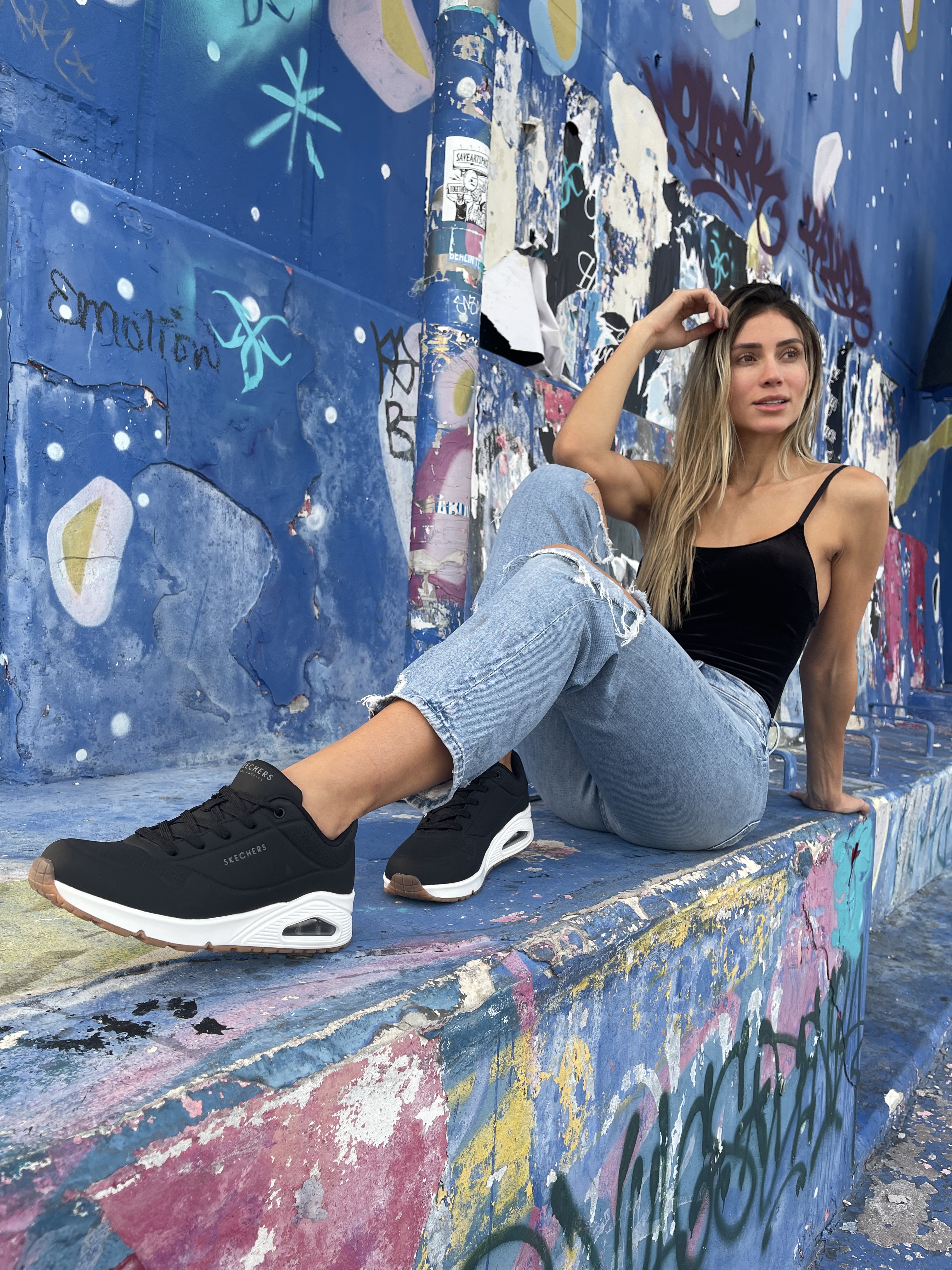 Skechers Kenya on Twitter: "Skechers Uno got that smooth clean leather-textured synthetic with Air-Cooled Memory insole #fashion #skechers #skecherske @linacardona41 https://t.co/a1hfdz4t6U" / Twitter
