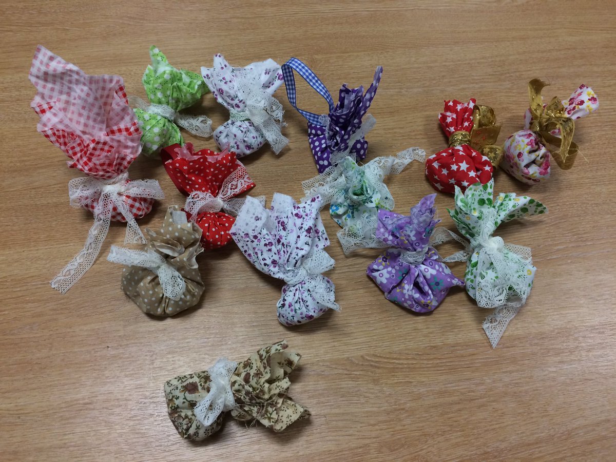 StSebastiansPri's tweet photo. In #mindfullness club we made lavender bags and talked about how different scents can affect our mood #StSebs #PSHE https://t.co/BEM1Qko95z