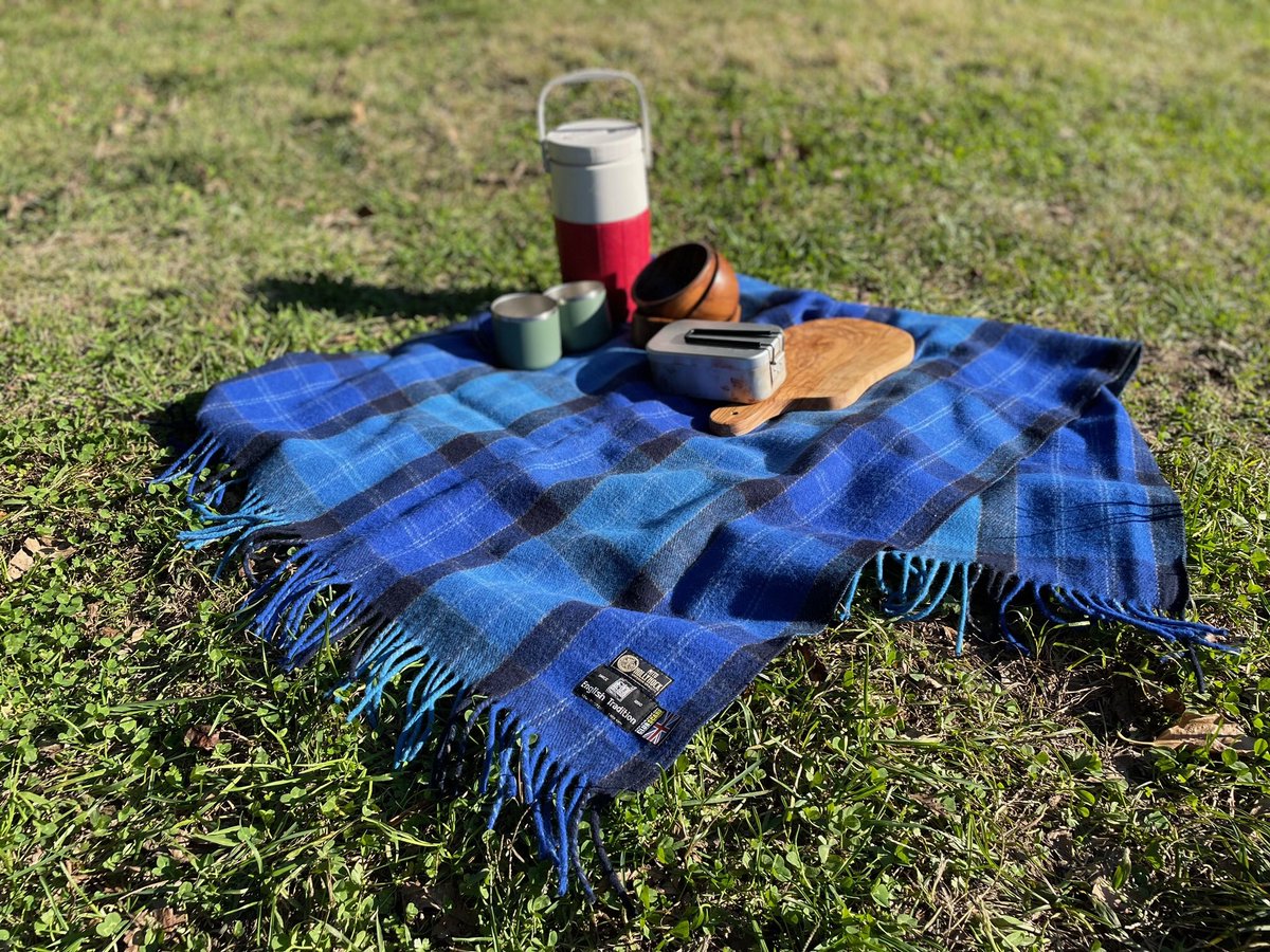 CLUBSCARF's tweet photo. #水戸ホーリーホック #イングリッシュ #ラグランケット 前もって買われた方も、これから買われる方もこれが大活躍する時がやってきました😊

#アウトドア 
#キャンプ 
#タータンラグ
#タータンブランケット
#ラグブランケット
#frommanchester
#ニーラグ
#ひざ掛け https://t.co/YRSIL7iJUz