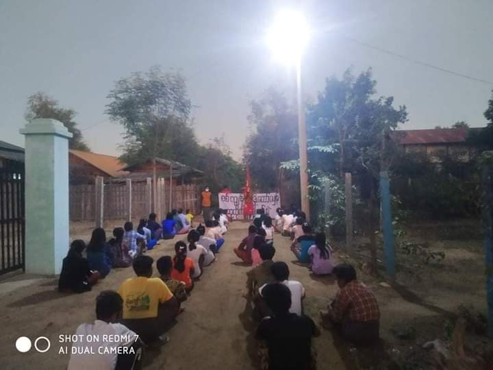 Mnla98479375's tweet photo. A protest march was held in #Yekyipin village, #YinMarPin Township, on November 30 against the military council.
FREEDOM FROM FEAR
#Nov30Coup
#WhatsHappeningInMyanmar https://t.co/30Lqyzh3PN