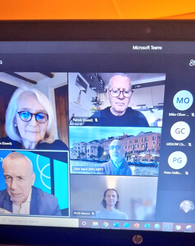 Soph_Fedorowicz's tweet photo. The panel discussing how important it is to encourage government and the public to prioritise prevention and not just focus on treatment 🙌 #CHADResearch #PublicHealth #HealthForAll #HealthInequalities @FPH https://t.co/k9pCRhG7Pu