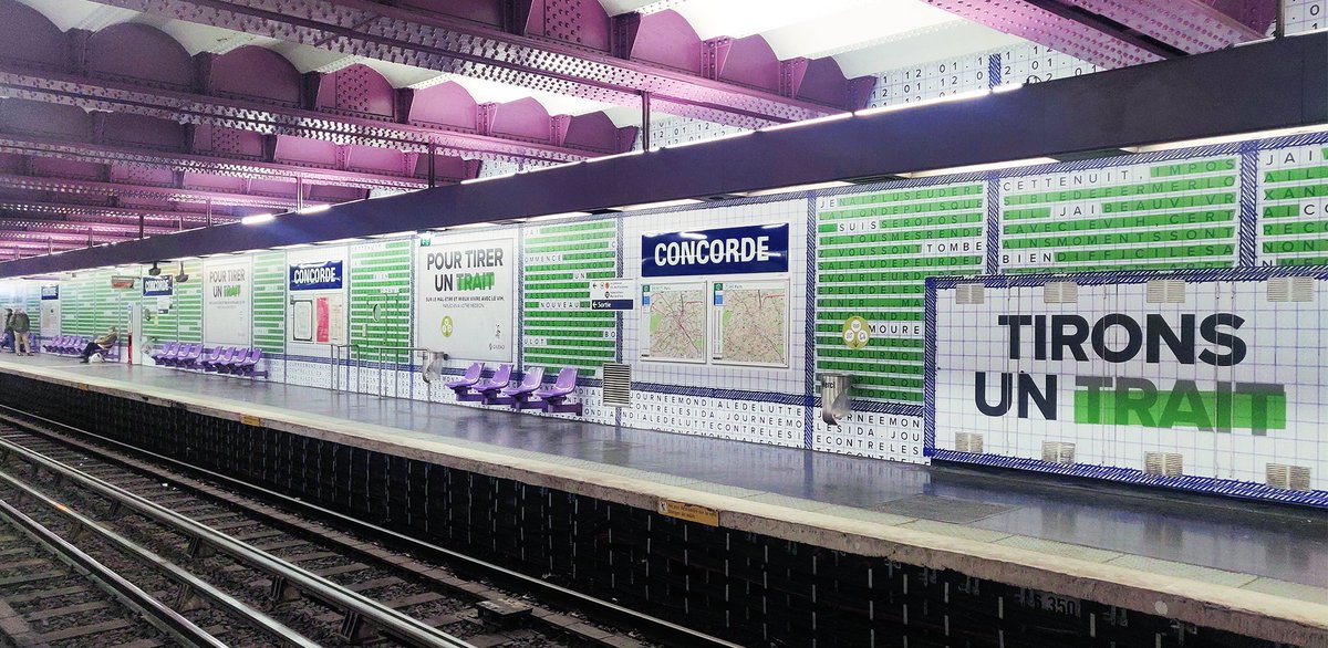 LLLLITL's tweet image. Journée Mondiale de Lutte contre le SIDA : Gilead Sciences tire "le plus grand trait de l’histoire" sur le mal-être ressenti par les personnes vivant avec le VIH, au coeur de la station de métro Concorde à Paris. #WorldAIDSDay #Sida #Paris