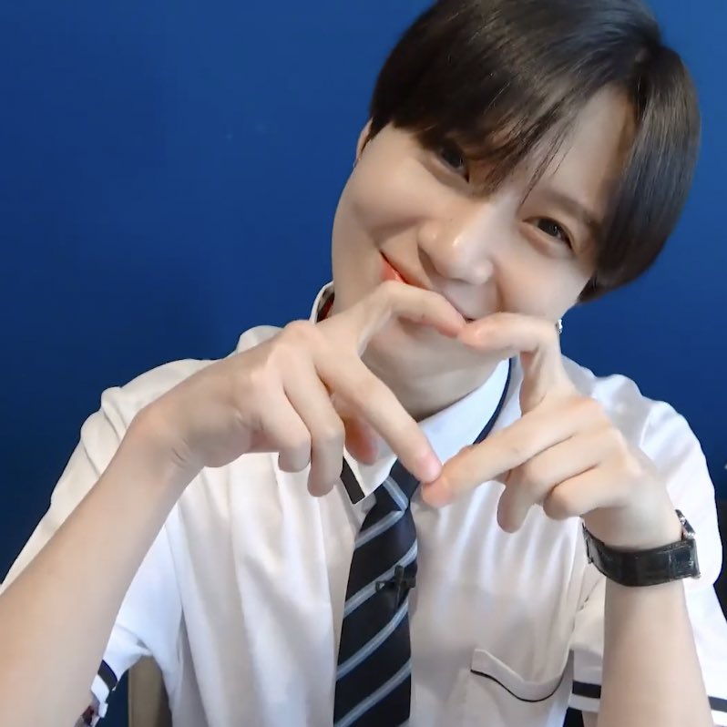 kantem17's tweet photo. テミンにおかえりって言えるまであと365日😭🌟
#TAEMIN
#SHINee https://t.co/m0EERbmou8