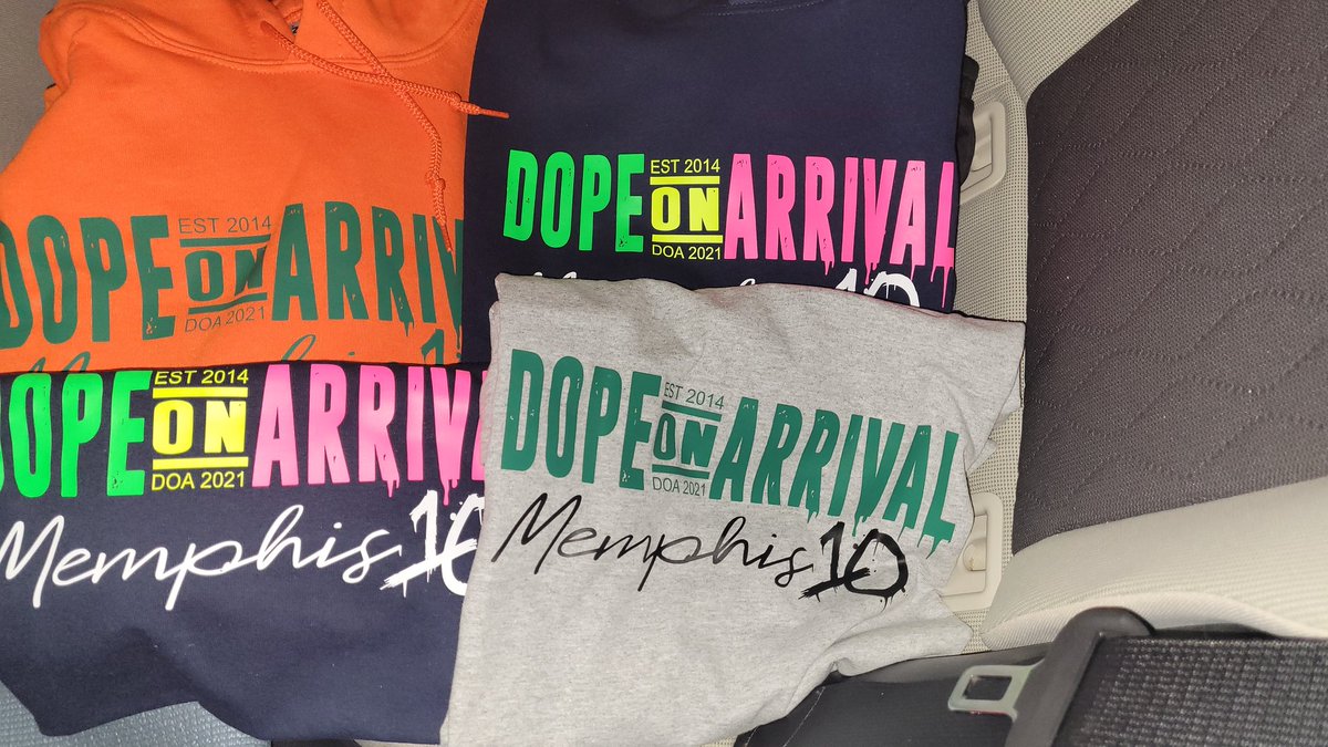 Dope_On_Arrival's tweet photo. New drip anyone? You pick your colors, we'll make it happen! Hit up @doasteph for pricing! Live Band Mixtape Show Dec 18!
#DOA #DopeOnArrival #ForTheCulture #ItsNotAShow #ItsAnExperience #Memphis #Rap #HipHop #RnB #Dope #Vibes #Energy #LiveBand #LiveMusic #Hoodie #HoodieSeason https://t.co/6hYvdkBMW3