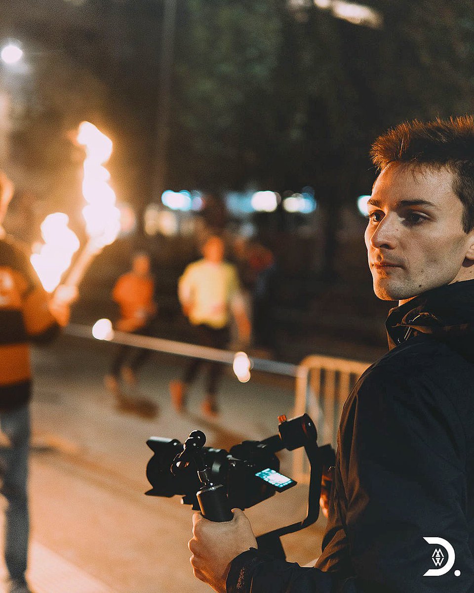 celestinmcg's tweet photo. The long awaited return of the Course aux Flambeaux de Kap Course and guessed whi filmed it 🔥🏃🏻 
📷 @diego_dwm https://t.co/ViBHi2CWyz