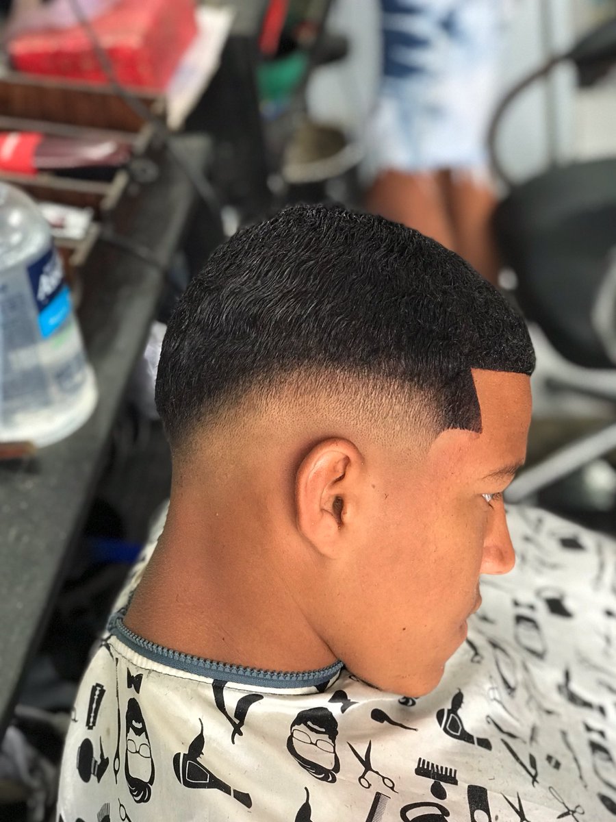 2P_do_corte's tweet photo. Se aqui nos ajudou o senhor📏🙏💈❤️ https://t.co/d91QLsmn18