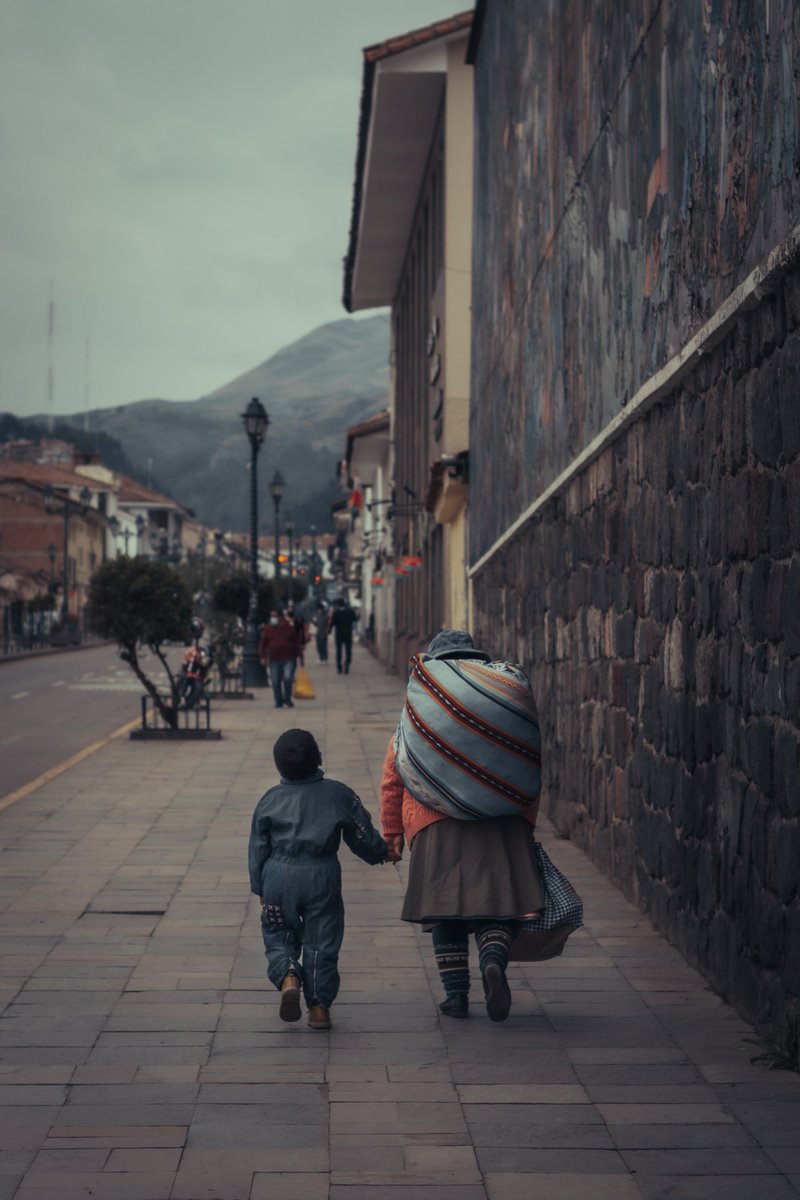 Antroplogoenru1's tweet photo. 📸 Amor de Madre , Cusco - Perú
#Peru #cusco #love #canonphotography #Canon #hacerfotos #travelphotography #streetphotography #cultural #andino #photo #PhotoOfTheDay #outdoors https://t.co/Vk11AycVmn