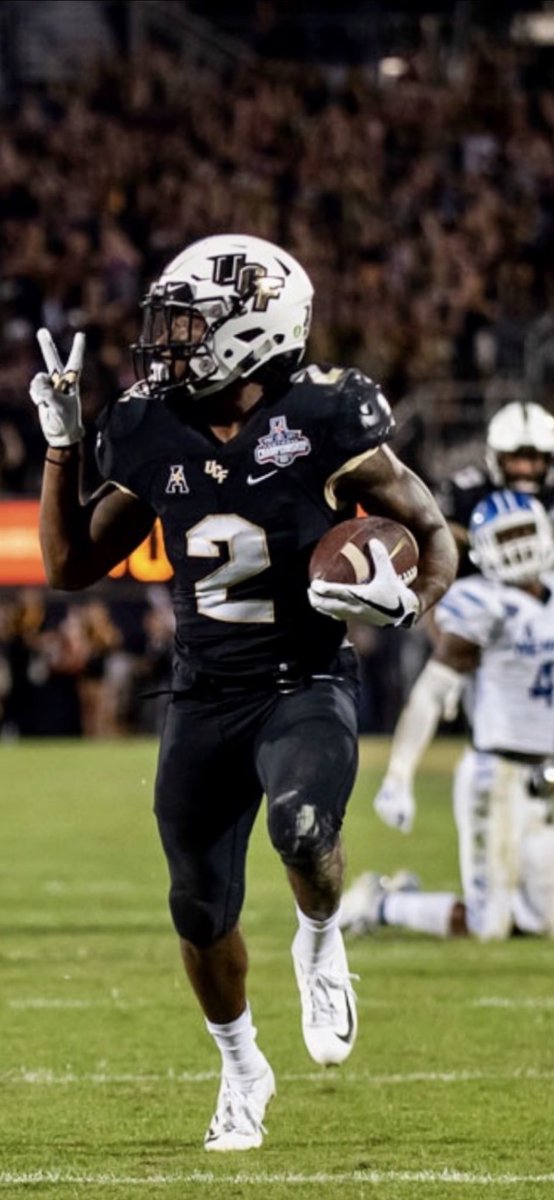 CFBKnights tweet media