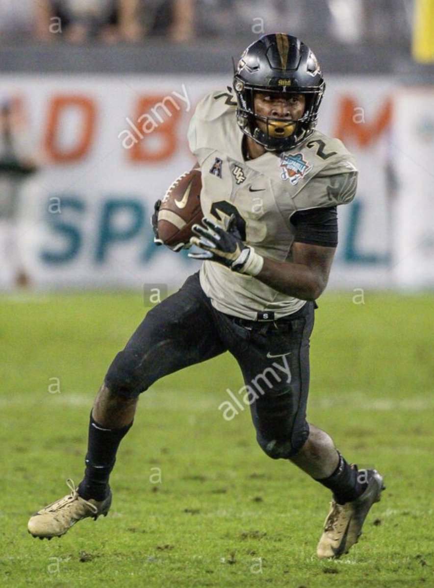 CFBKnights tweet media