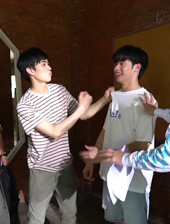 notyourarebie's tweet photo. บูมพีคยังรักกันดีค่ะ วงในบอกมา #7projectBTS https://t.co/1X1F1iVBMz