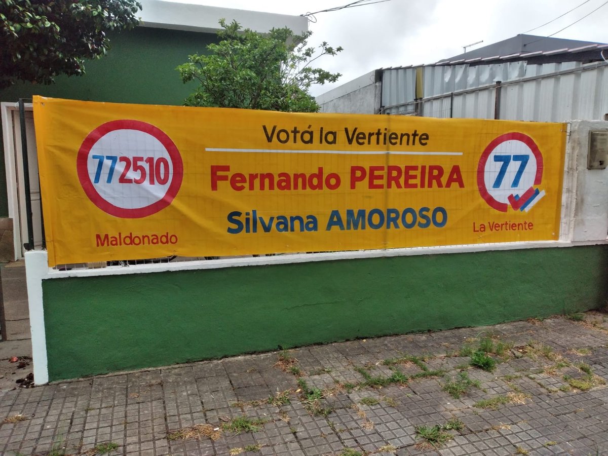 77Vertiente's tweet photo. Este 5 de Diciembre Votá la Vertiente

Fernando Pereira 77
Silvana Amoroso 772510

#fernandoesvertiente
#Transformarparavolver
#SiempreAlFirmeSiempreAlFrente 
#silvanapresidenta https://t.co/2bYiA4arPO