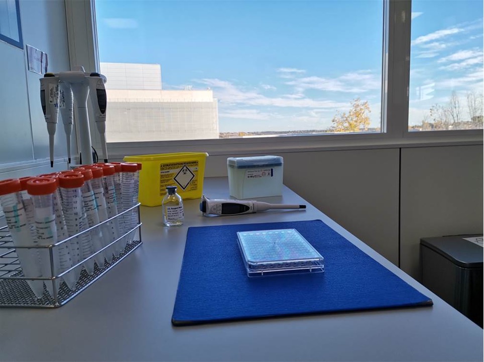 Merck_lifesci's tweet photo. Hola! More lovely #LabViews from our #microbiology lab in Tres Cantos, Spain. Our QC analyst snapped this picture while she was running a spectrophotometer test by colorimetry. What does the view from your lab window look like? Show us in the replies! https://t.co/WKY1FK4VNx