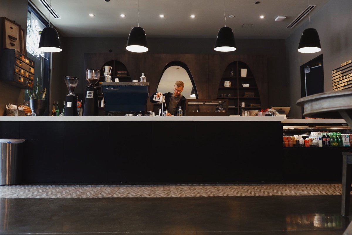 Good morning River North.

#Chicagocoffee #rivernorth #heritageoutpost