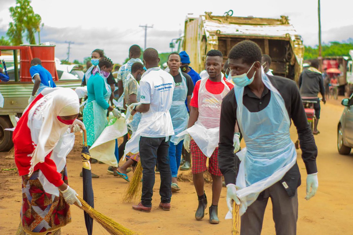 This #GivingTuesday , let’s end religious violence.

Consider a donation to World Faith to support the work of our global chapters, which in turn impacts hundreds of thousands of people around the world.

worldfaith.org/donate