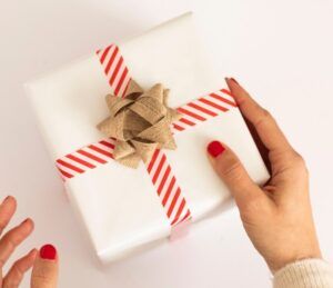 #Feestdagen en chocolade gaan altijd goed samen. Kies dan voor duurzaam in een recyclebare verpakking. buff.ly/2ZN8Km6 #recycling #duurzaamheid #papierenkarton