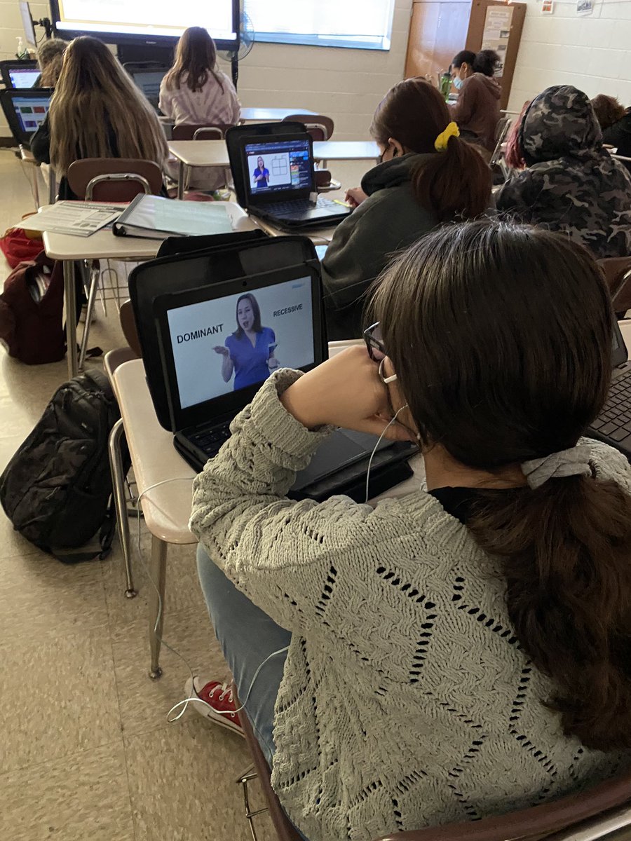 Meghan Helms (@mshelms_med) on Twitter photo When you see true #differentiation AND #smallgroupinstruction in a middle school classroom! What an amazing start to the day! #7thgrade #science Thanks Mr. G! When you see true #differentiation AND #smallgroupinstruction in a middle school classroom! What an amazing start to the day! #7thgrade #science Thanks Mr. G!