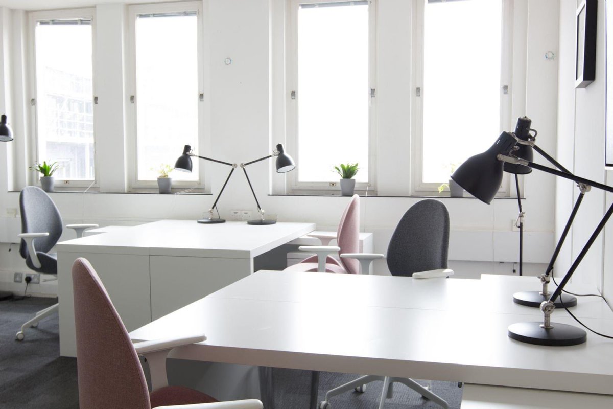 EagleTowerChelt's tweet photo. Are you renting more space than you need? Or is your #smalloffice limiting your #businessgrowth? We have small and #largeoffice spaces to suit all business types! https://t.co/eW5PnbBveg