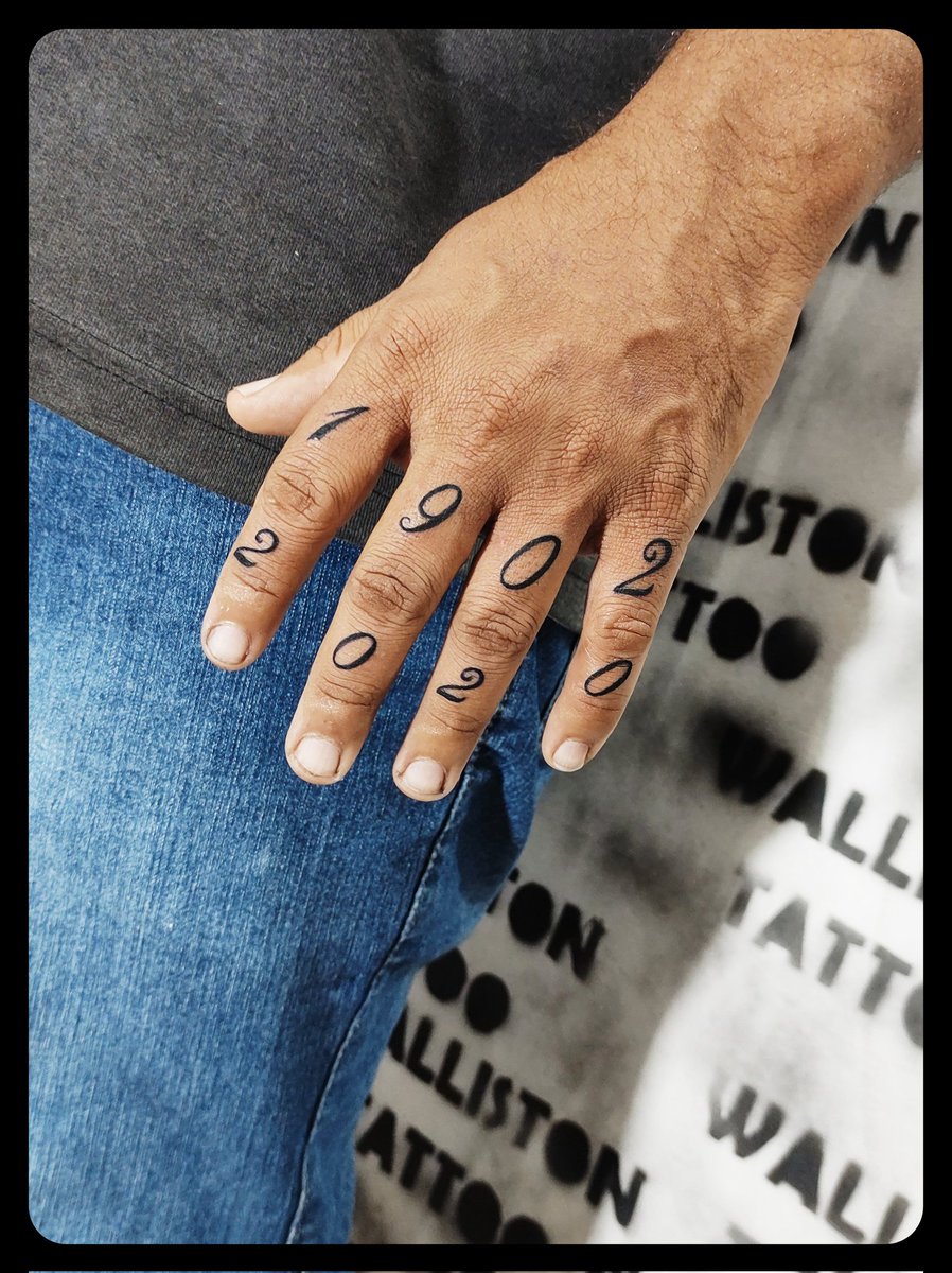 Walliston12's tweet photo. #tattoodedos #tattoomao #tattoonumeros #tattoodata #wallistontattoo 

Mais informações chama no ZAP 21 996692142 https://t.co/vd7C3bxITI