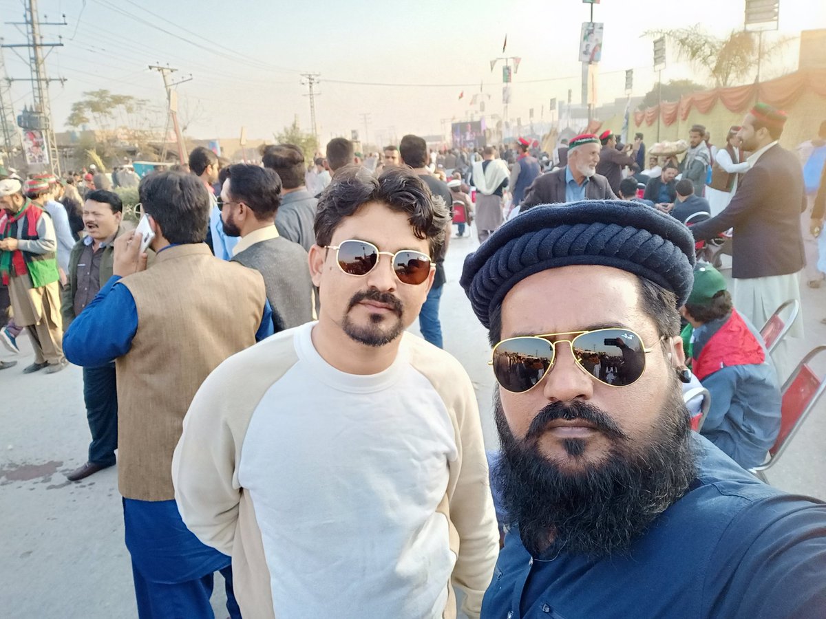 Maqboolkhanwest's tweet photo. 54th Foundation day of PPP at Peshawar "Jalsa Gah Kabotar Chowk"with @Liaquataskani1 @aliahmed_ppp & others Jiyaley
#JalsaToHoga
@BBhuttoZardari @SaeedGhani1 @WaqarMehdiPPP1 @murtazawahab1 @MediaCellPPP @Mpafaryaltalpur @ShahidaRehmani https://t.co/shSQnU2h5j