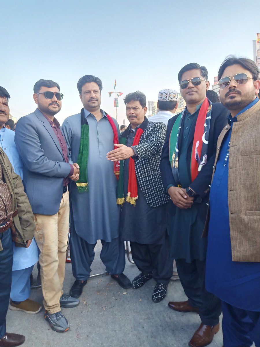 Maqboolkhanwest's tweet photo. 54th Foundation day of PPP at Peshawar "Jalsa Gah Kabotar Chowk"with @Liaquataskani1 @aliahmed_ppp & others Jiyaley
#JalsaToHoga
@BBhuttoZardari @SaeedGhani1 @WaqarMehdiPPP1 @murtazawahab1 @MediaCellPPP @Mpafaryaltalpur @ShahidaRehmani https://t.co/shSQnU2h5j