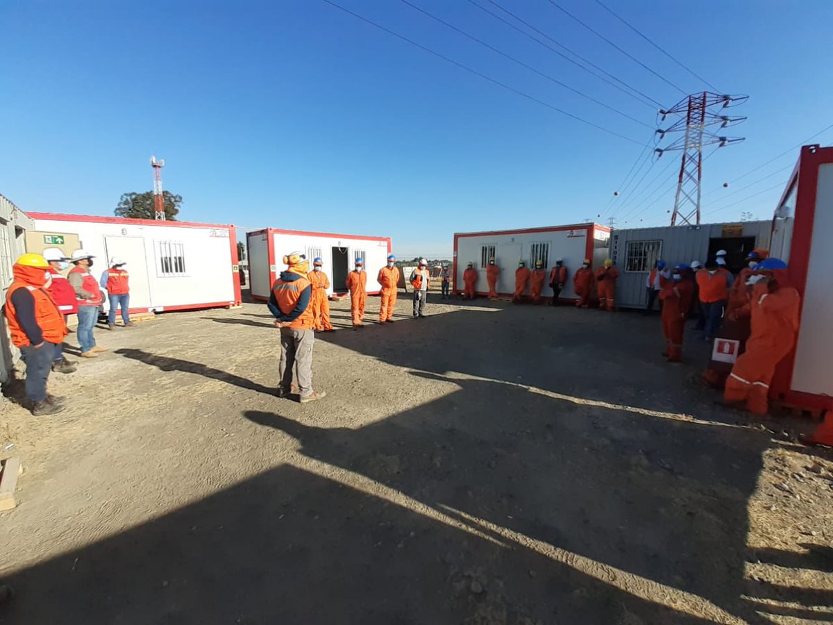 maxjimenezc's tweet image. En charla integral, hoy hablamos de la doble presencia y los Riesgos Psicosociales, a propósito de navidad, Covid y elecciones.
Siempre podemos prevenir los accidentes, en cualquier posición hay que estar 100% comprometido.

 #covid #saludmental #prevencionderiesgos #accidentes