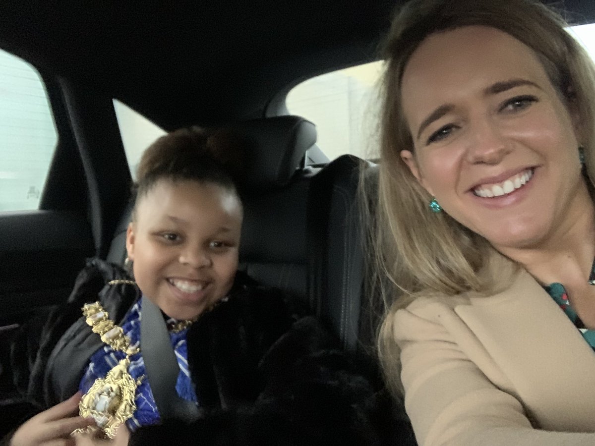 Busy day with the new Lord Mayor of Belfast! Ezinne (aged 9) has a great vision for Belfast to be a more welcoming &amp; safe city. We need more young people, especially from black &amp; ethnic minority communities, to get involved in politics. #OurBelfast #LordMayorForTheDay