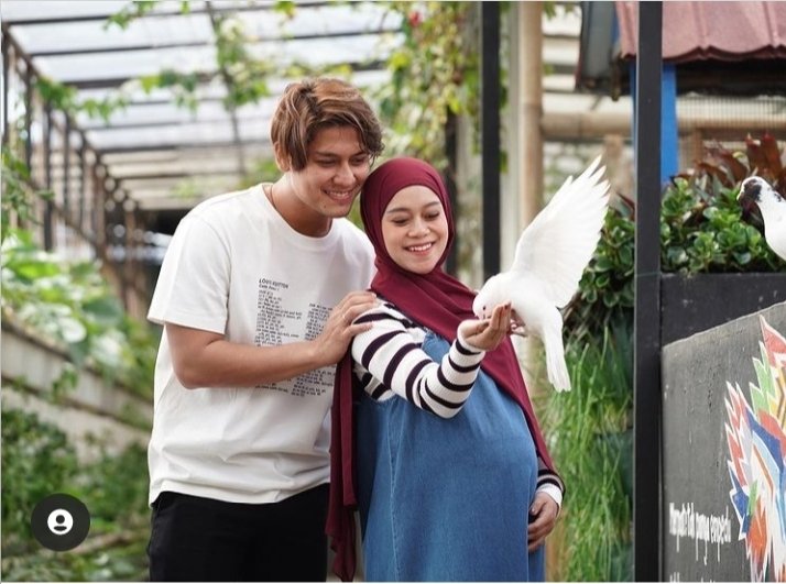 ErLiRaz's tweet photo. Bismillah
Kawal sampai tranding
Jangan Lupa besok malam pukul 20.00 wib di indosiar

#LestyIDA2021
#leslarIDA2021 
#leslar https://t.co/Cao9a6LOIr