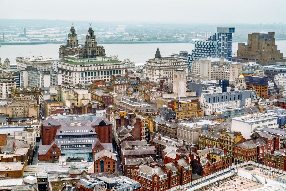 _MohammedNaheem's tweet photo. U.K. home #prices rose by nearly 7% in October, as strong demand and brisk sales puts the 2021 British #housing market on track to have its busiest year since 2007, according to data from the @Zoopla U.K. House Price Index Report released Monday.

https://t.co/TAeDkXckM3 https://t.co/KlbrwGssr2