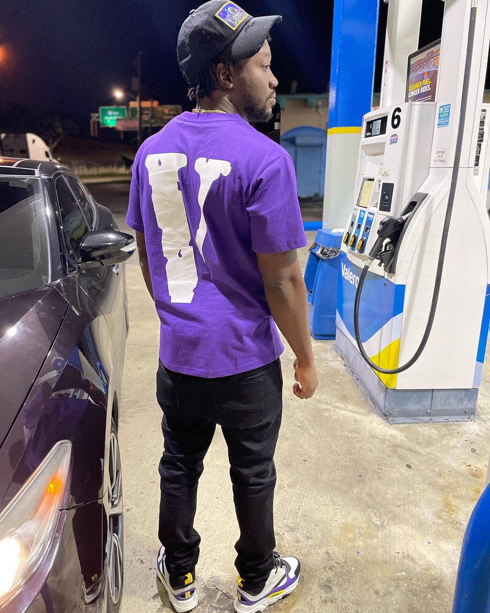 YoungSony305 tweet media