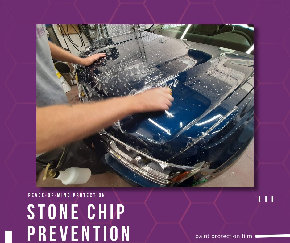 Installing partial hood (approx. 22in) paint protection film (PPF) to this brand new VW Atlas. Customer was heading on a long road trip &amp; wanted to limit stone chips from impacting the new vehicle paint😎

View our PPF services: jrekautocare.com/paint-protecti…