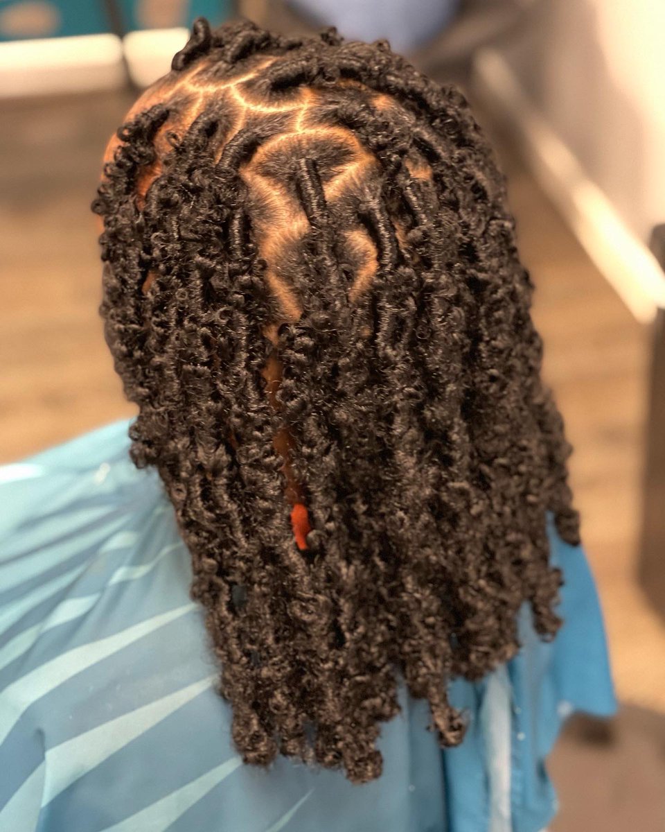 AmaNicole16's tweet image. Butterfly Locs 🦋 

#ecu #ecu20 #ecu21 #ecu22 #ecu23 #ecu24 #ecu25 #greenvillenc #hair #protectivestyles