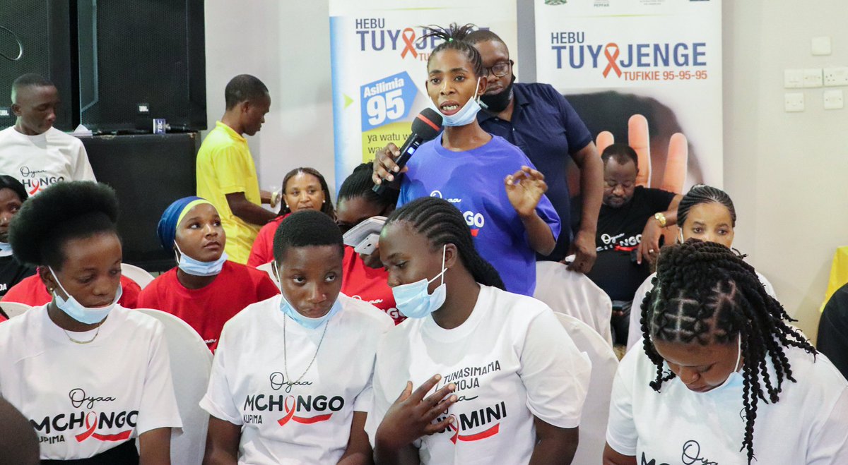 InfoLifeTz's tweet photo. Ambapo maonyesho ya wiki yamaadhimisho ya kimataifa ya #UKIMWI yanaendelea mkoani mbeya.Kilele cha maadhimisho haya itakua ni tarehe 1/12/2021 na mgeni rasmi anatarajiwa kuwa Rais wa Jamhuri ya muungano wa #Tanzania Mh.@SuluhuSamia #ZingatiaUsawa #TokomezaUkimwi https://t.co/wld7erWhky