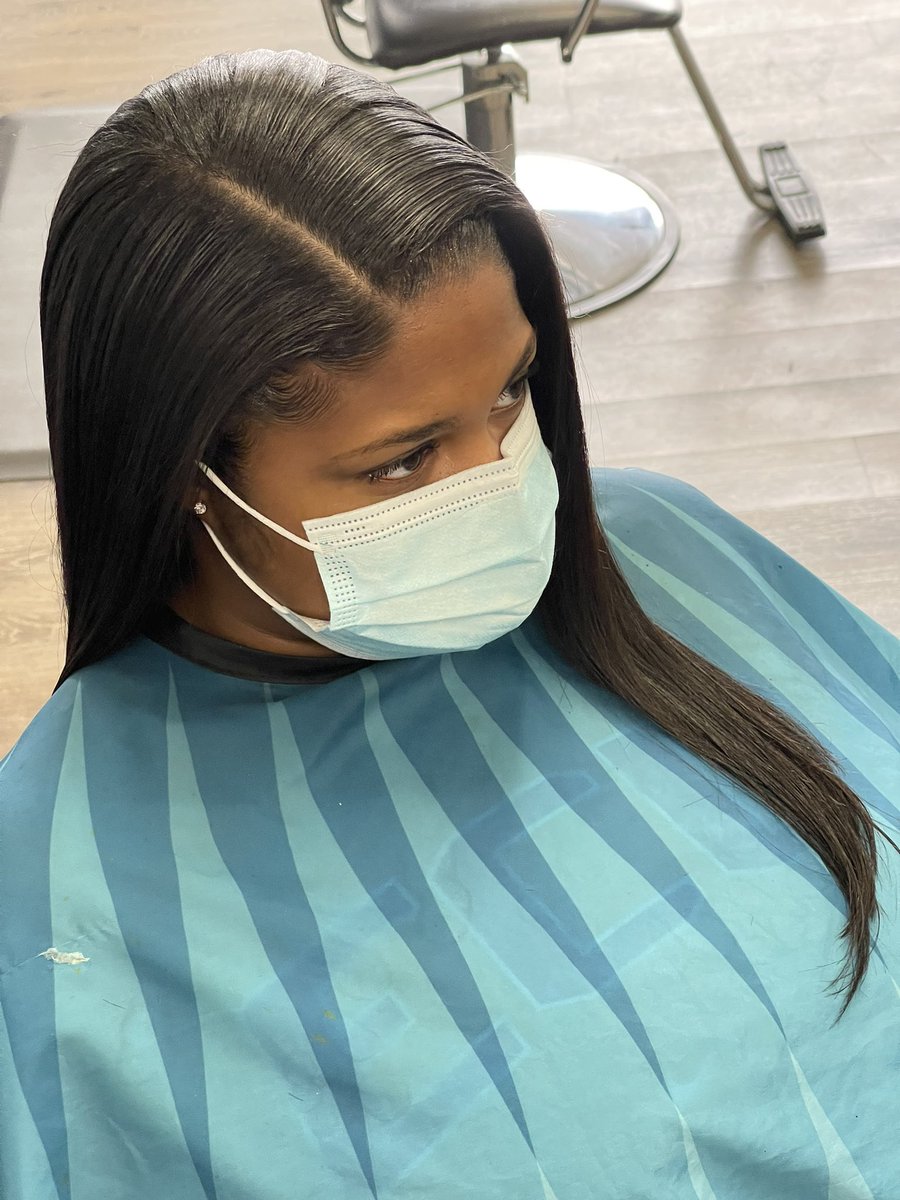 AmaNicole16's tweet image. Blowout SZN 💋 Key to healthy hair 🔐 

#ecu #ecu20 #ecu21 #ecu22 #ecu23 #ecu24 #ecu25 #greenvillenc #hair #protectivestyles