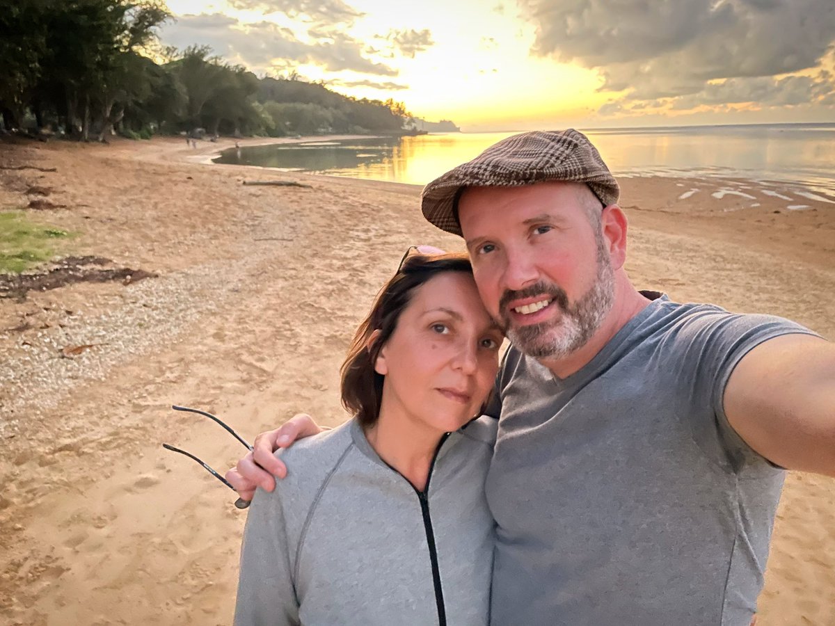 ProducahMan's tweet photo. I tell the story of how Irene & I met, working on a #cruiseship, on the #EarBender #podcast hosted by @AlexiMuzic ๐ณโฅ๏ธ listen here: https://t.co/3f9aVZcyoJ โฅ๏ธ #LoveBoat https://t.co/IqM5OQWRlr