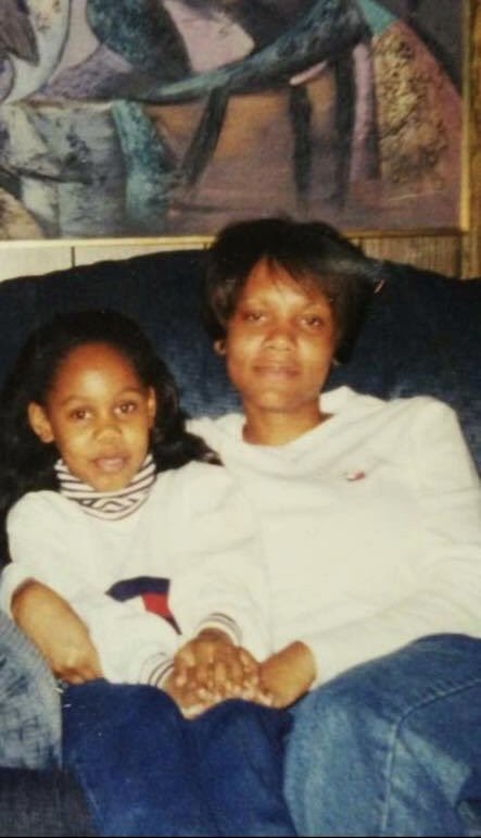 luckyleftyXO's tweet photo. “If ever there is tomorrow when we’re not together… there is something you must always remember. You are braver than you believe, stronger than you seem, and smarter than you think. But the most important thing is, even if we’re apart… I’ll always be with you.” #FlyChics 🤞🏽👑💛 https://t.co/G5OWkp3kRS