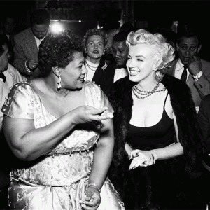 TheJazzHerald's tweet photo. @grbenny @DavidBSamuels @PaulJHomer @omackson @allisondavis531 @muz4now @stevewfolds @robklippel @zenbabesque @jazzmanahn @hounddogjack @carolyn_kane @l78lancer @BWMcKay @AMCfunk @HooplaHappens What? You thought I’d let this pass w/o comment? Perish the thought my friends. Such as these loved the #SavvyJazzerati #SongByrd🕊 #EllaFitzgerald. We’re in great company.
⏯https://t.co/6wq5xsxM8n🎙 https://t.co/In03P14NpY