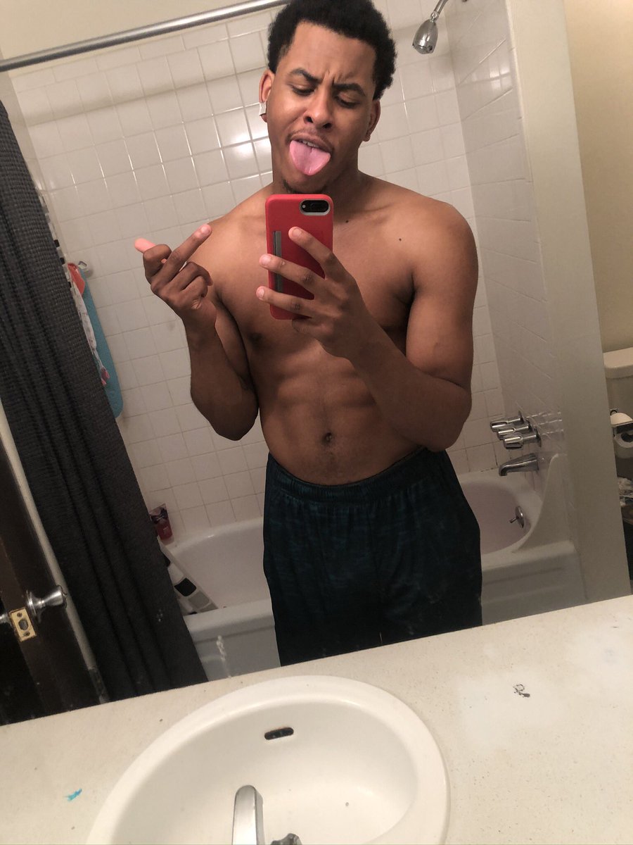 bigunkrock's tweet photo. bored shit 🤪 https://t.co/ddv3eA91yz