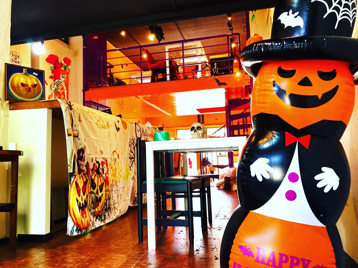 超公式 毎日がハロウィン ボードゲームカフェ バー Halloween Every Twitter