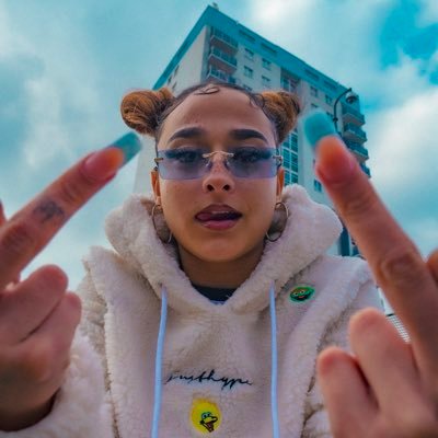 Amazing Radio tweet media