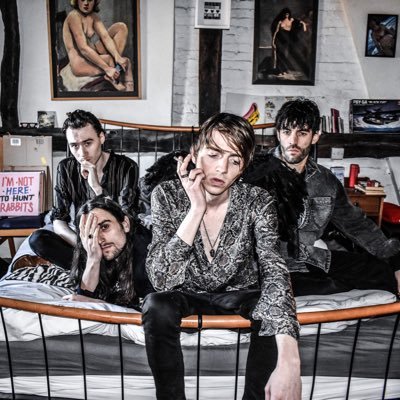 Amazing Radio tweet media