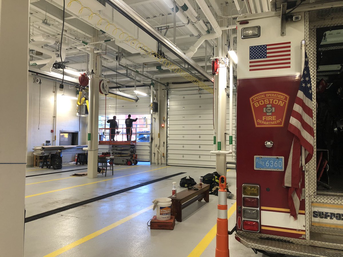 BFDRescue2's tweet photo. The apparatus bay door lites being installed today. More progress on some of the finishing touches to our #NewFirehouse in #EglestonSquare #Roxbury #BFDE42R2D9 #NewBFDE42R2D9 #BFDRescue2 #BostonEngine42 #Rescue2 #BFD #BostonFire #BostonFireDept #Boston_Res2cue @BostonFire https://t.co/RHJYfa6VlB