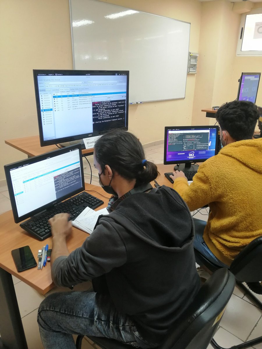 mjamesnavarro's tweet photo. #AHORA la @universidad_uci desarrolla la final del #hackathon de #Ciberseguridad en el #DiaDeLaSeguridadDeLaInformación.
@raydelmp @cyb3rds1 @MINCOMCuba #Cuba https://t.co/1HsAVl2BnM
