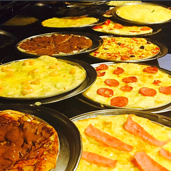 parmebr's tweet photo. Marca aí quem vai te pagar aquele rodízio na Parmê! 😋 🍕
Ou se preferir peça o rodízio em casa Parmê com entrega grátis pelo site ou app até 30/11/21.
#pizza #parmepizza #Parmebr #pizzaparme #rodiziodepizza #rodizioemcasa https://t.co/eolsVH8Ycr