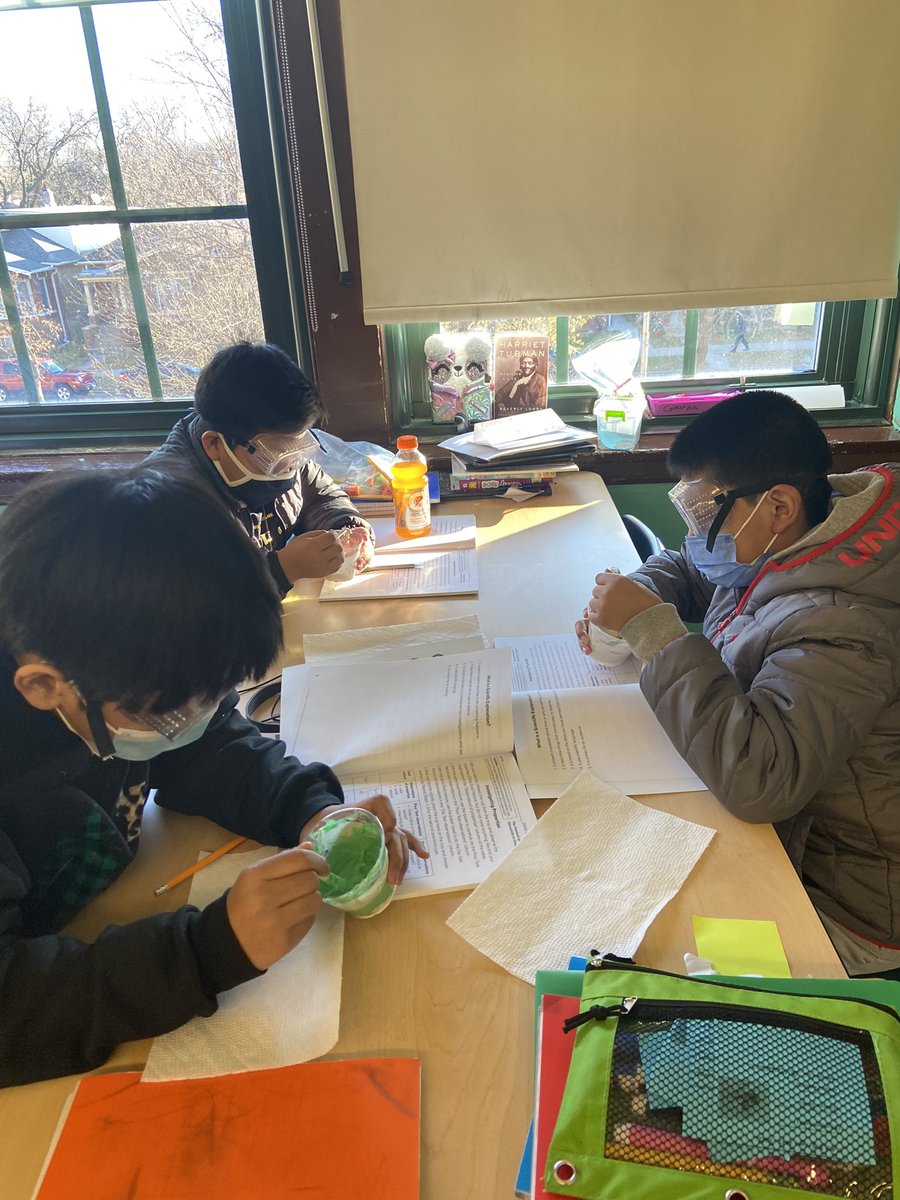 gabdal2's tweet photo. Food scientists hard at work! @VoltaSchool https://t.co/PgJfmABWbj