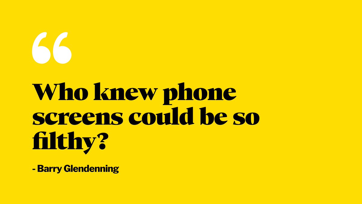 OOCFootballWeek's tweet photo. "Who knew phone screens could be so filthy?" - Barry Glendenning @bglendenning @maxrushden @jonawils @larssivertsen #OOCFootballWeekly #FootballWeeklyLive https://t.co/O80URAxPMw